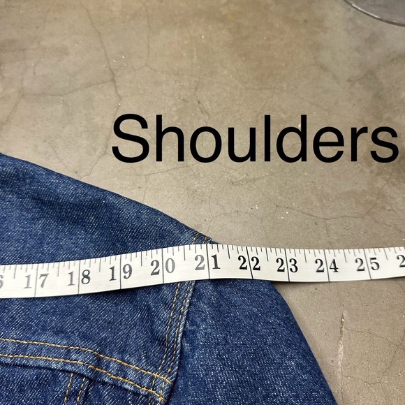 Levi Strauss & Co. Vintage Denim Trucker Jacket Sz 42 - Picture 6 of 12